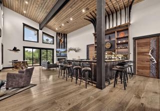 Spacious Cabin Retreat with Hot Tub & River Views in Idaho - 3