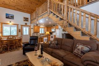 Cozy Cabin Retreat with Hot Tub & Fire Pit for Summer in Island Park, Idaho - 3