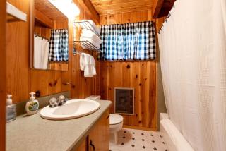 Secluded Island Park Cabin with Hot Tub Near Yellowstone & Henrys Lake, Idaho - 8