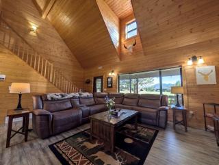 Fresh Summer Cabin with Hot Tub, Firepit & Outdoor BBQ in Island Park, Idaho - 3
