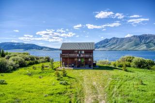 Rustic Lakefront Cabin with Private Oasis near Henrys Lake, Island Park, Idaho - 3