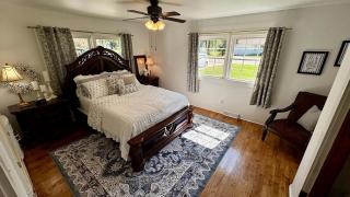 Charming Renovated Home with Spacious Yard near Downtown Siloam Springs, Arkansas - 7