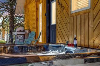 Scenic Island Park Cabin with Hot Tub & Golf Near Henrys Fork, Idaho - 6