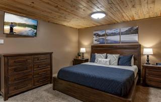 Scenic Mountain Retreat with Hot Tub & Fire Pit Near Big Springs, Idaho - 8
