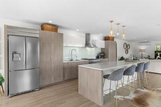 Hillside Haven - 3