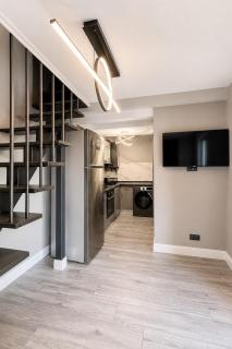 Exclusive Luxe Tiny House in Copou & Private Garden - 1