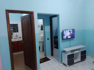 Chambre et apparts meublés, Yaoundé - FOKOU EMANA - 1