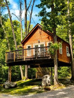 Romantic Treehouse with Forest Trails near White Mountain National Forest, Stoneham, Maine - 0