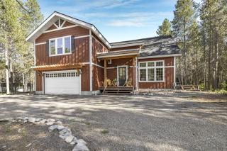 Secluded Cabin with Scenic Reservoir Access & Trails in Island Park, Idaho - 0