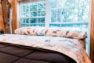 Double Tree Houses Ideal for Groups with Hot-Tubs in Maine - 2