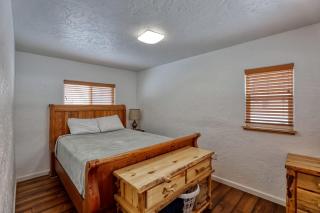 Secluded Tiny House Perfect for Hiking Trails and Disconnect in Banner, Wyoming - 9