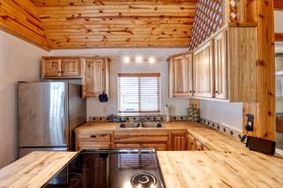 Secluded Tiny House Perfect for Hiking Trails and Disconnect in Banner, Wyoming - 6