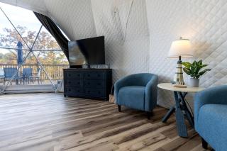 Unique Geodesic Dome with Private Dock & Hot Tub in Murray, Kentucky - 7