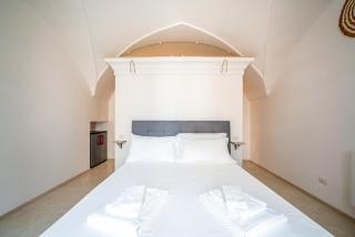 Domus Fisculi A - Stone Vaults & Local Charm - 5