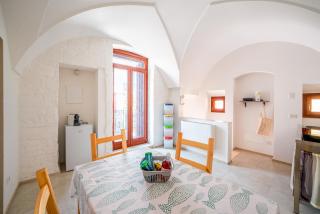 Domus Fisculi A - Stone Vaults & Local Charm - 9