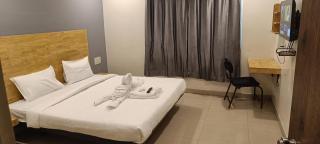 Hotel Sriveda By DebAsh Hospitality - 8