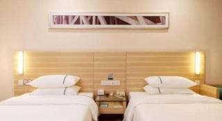 City Comfort Inn Yunfu Luoding Triumph Plaza - 1