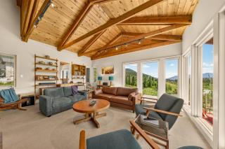 Cliff Cabin | Hot Tub | Spectacular Views - 8