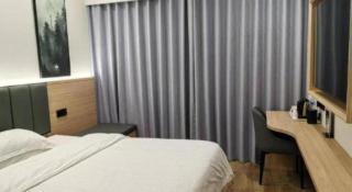 GreenTree Inn Shanghai Songjiang WanDa Plaza RonGMEi Road Express Hotel - 1