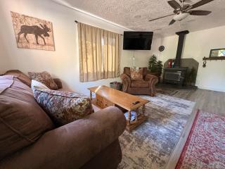 Whispering Pines - Brighton - 9