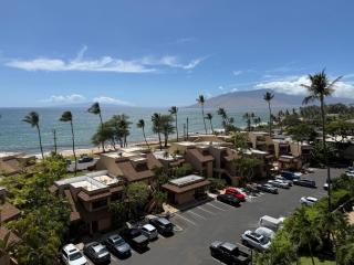 Kamaole Beach Royale 611 - 1