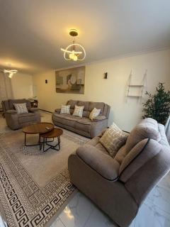 Nemayian Homestays - 9