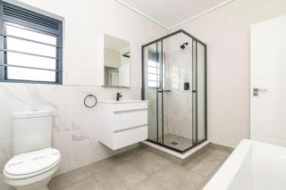 3 Bedroom 2 Bathrooms Facing Beach - Munyaka Estate - 6
