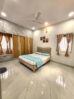 Enchanting 3BHK With Allround Green & Ventilation - 4