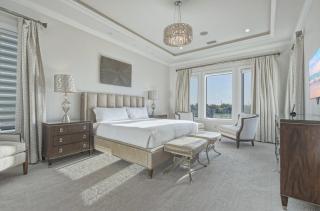 Sun-Filled 7 Bdrm Haven with Sports Themed Game Room at Reunion - 0