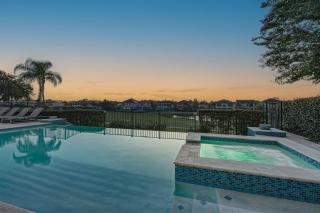 Sun-Filled 7 Bdrm Haven with Sports Themed Game Room at Reunion - 9