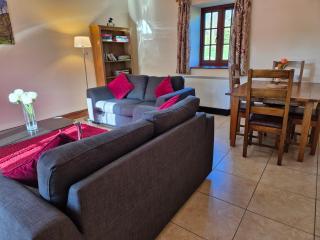 Merlin Stable Cottage - 7