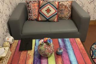 Sleeps 2 with Free Parking and Wi-Fi - 7