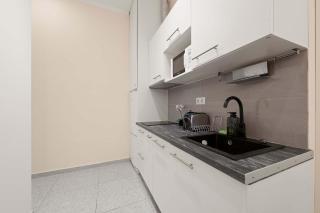 Dream Stay in Budapest-2BR Retreat on Kiraly St - 2