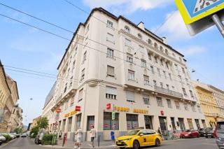 Dream Stay in Budapest-2BR Retreat on Kiraly St - 7