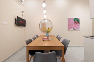 Dream Stay in Budapest-2BR Retreat on Kiraly St - 0