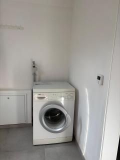 2 Zimmer Wohnung Neubau Nähe a81 - 1