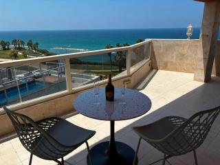 Sea View Villa - 4