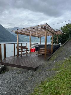 Large house with hot tub and sea view - 2