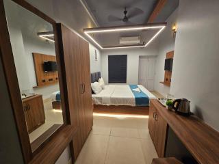 Hotel Golden Heritage - 3