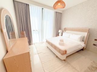 Stunning Full Sea Views from Brand New 3 Bedroom with Maid's room - 8