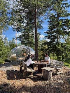 Sleep under the stars in a glass-igloo! - 0