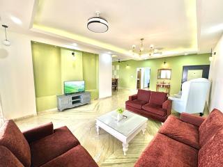 4BR Bay View Designer Apartment with Pool in Panjim - Mirashya Homes - 7