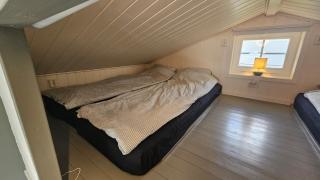 Nybyggd attefallare med egen gäststuga, 8 bäddar - 6