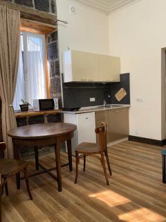 Old Yard Gyumri Guest House - 4