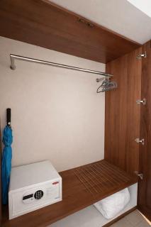 Levi Living - A La Carte - 3