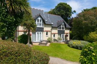 Westholme - 9