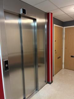 2ndhomes Cozy Central 2BR Apartment Sauna Balcony Parking - 8