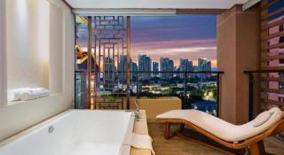 Four Season Ocean Courtyard Hotel - 9