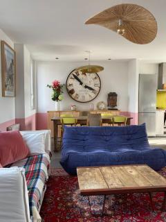 Charming house with his lovely garden and parking - 9
