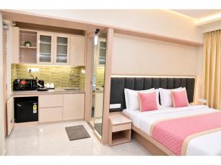 Rooftop View Coral Crestie-Near Temple#Swiming Pool #Comfortable Stay-Premium Facility with Wi-Fi And Fully Ac Room - 2